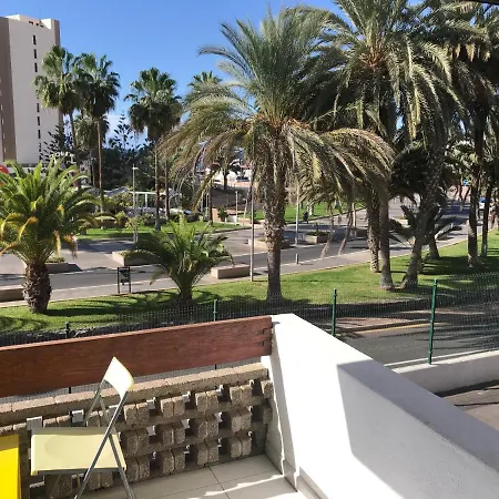 Surfers Paradise At Playa Las Americas *